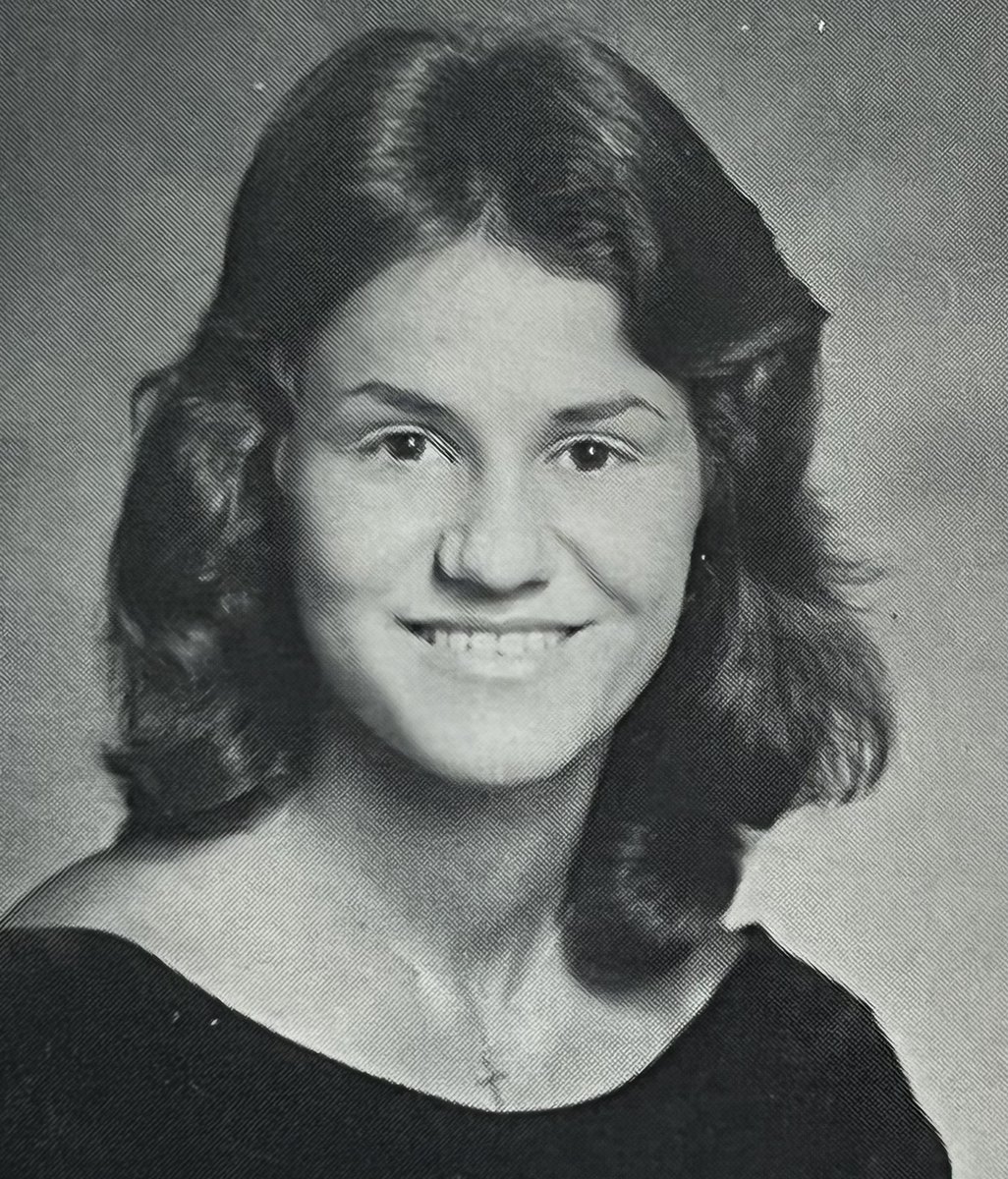 Nancy Canto Roy '76 yearbook portrait